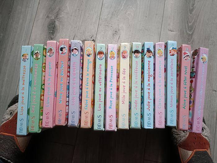 Lot de 15 livres p’tites filles - photo numéro 1