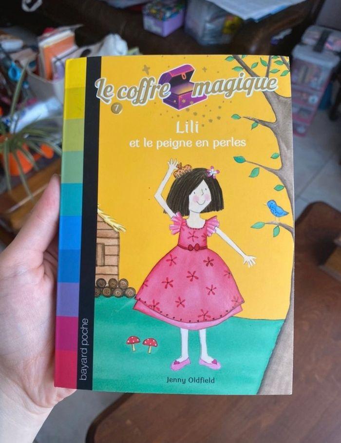 Livre Lili et le peigne en perles. - photo numéro 1