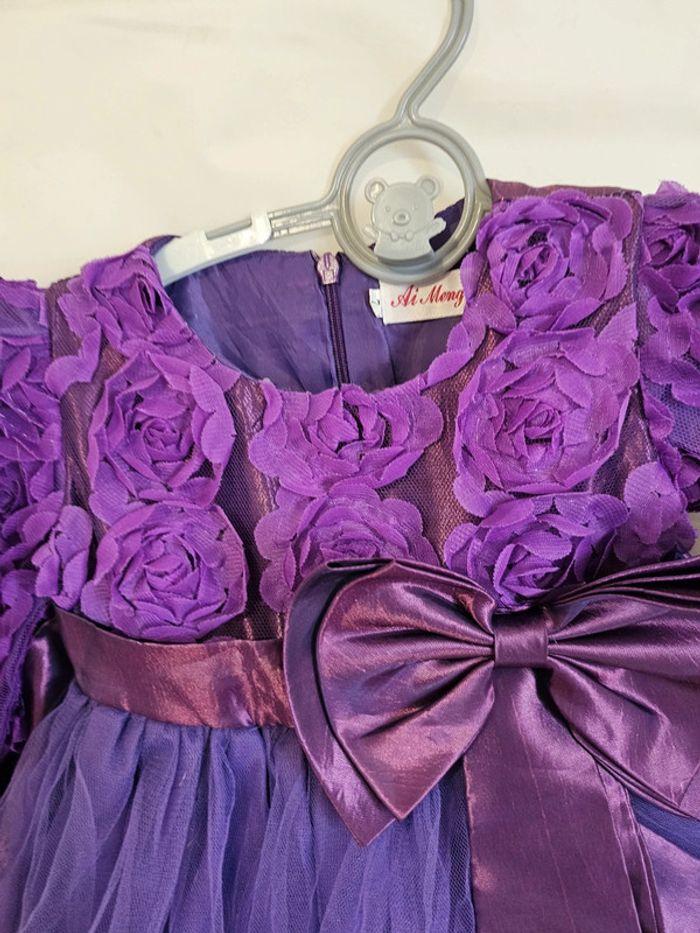 Robe de cérémonie violette avec fleurs, 9 mois - photo numéro 2