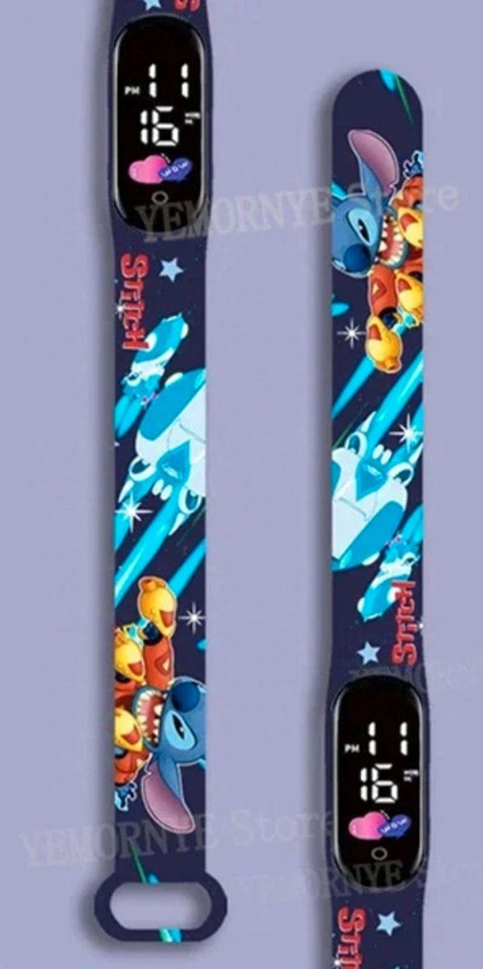 Montre Disney stitch bleu - photo numéro 1