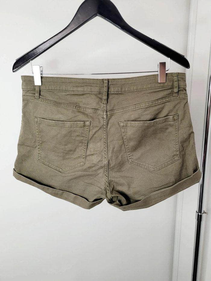 Joli short H&M taille 42 - photo numéro 4