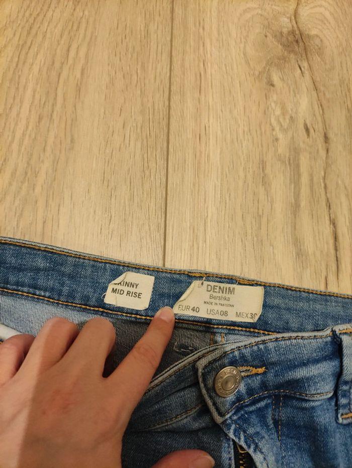 Jean Bershka "Petite" "Small" - photo numéro 3