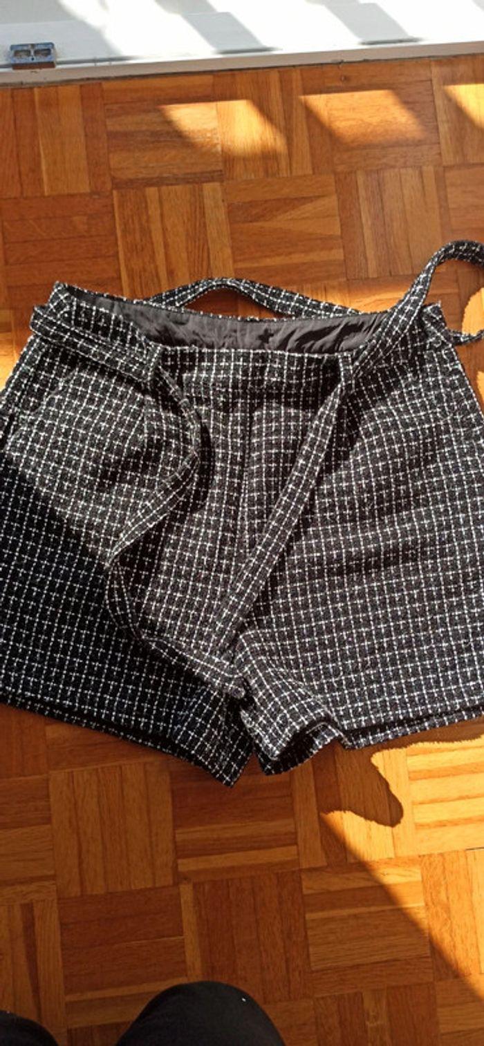 Short femme only XL - photo numéro 1