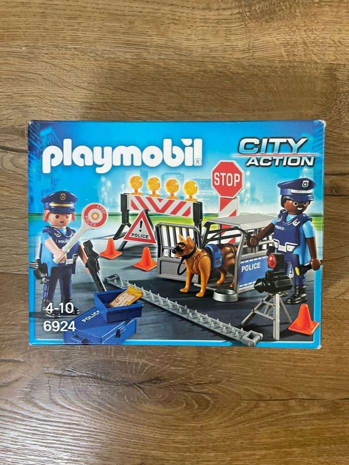 Playmobil barrage de police 6924