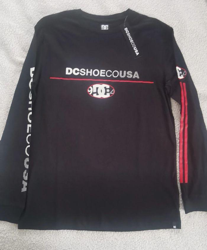 Tee-shirt manches longues DC shoes neuf - photo numéro 3