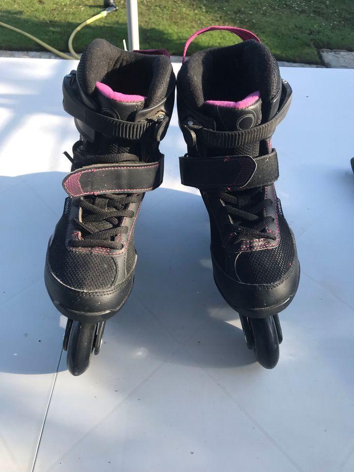 Lot de deux paires de rollers patins