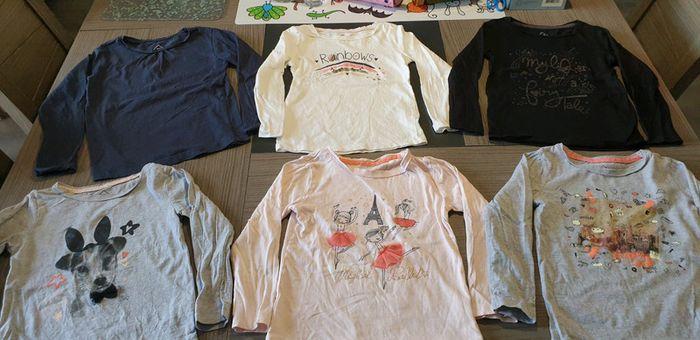 6 tee-shirts manches longues 4/5ans - photo numéro 1