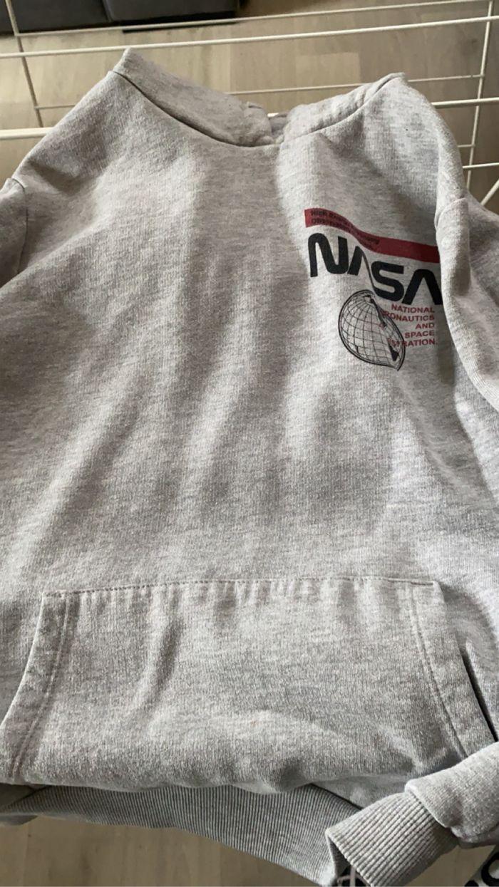 Pull Nasa - photo numéro 1