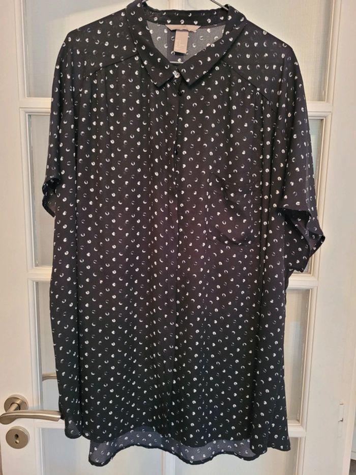 Chemise noire à motifs H et M taille 54 - photo numéro 1