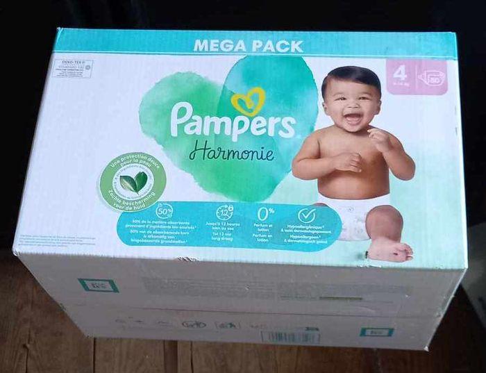 80 Couches Pampers Harmonie Taille 4