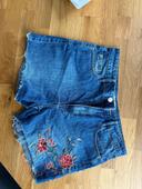 Camaïeu - Short Jean avec broderie fleurs - T36