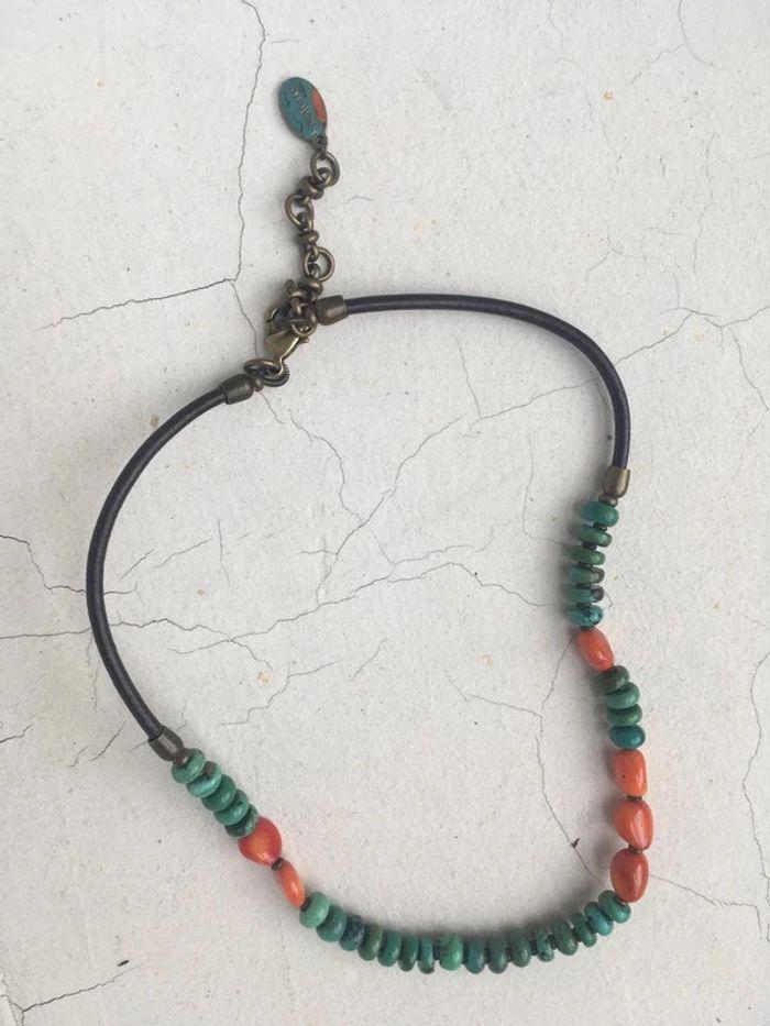 Collier en cuir, corail et turquoise - photo numéro 1