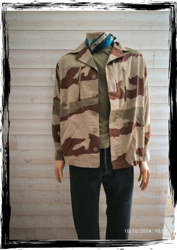 Veste militaire  beige et marron camouflage désert taille L - photo numéro 2