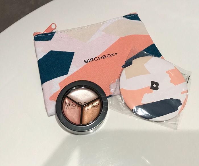 Pochette + miroir Birchbox + Highlighter Modelco - photo numéro 1