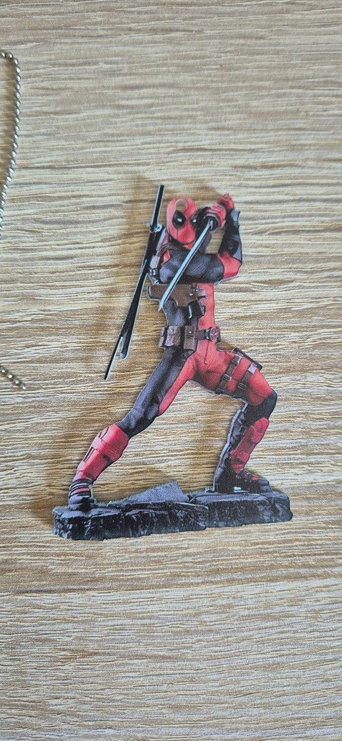 Porte clés décoratif DeadPool - photo numéro 1