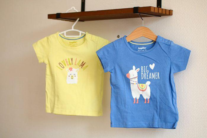 Lot de 2 t-shirts jaune et bleu, Lupilu, 12 mois - photo numéro 1