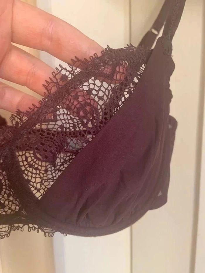 Soutien-gorge prune Lejaby 90C - photo numéro 2