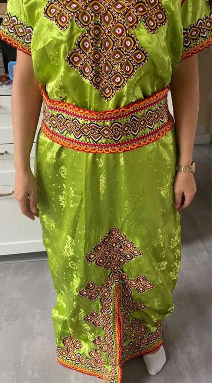 Robe kabyle neuve - photo numéro 1