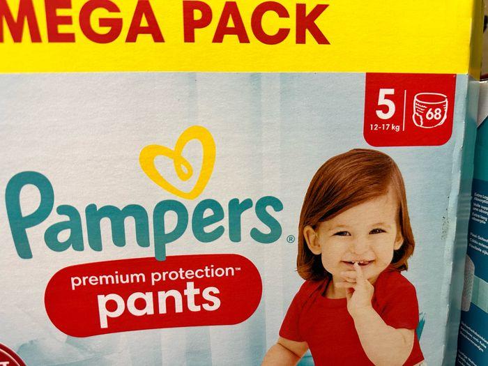 Pampers premium protection Pants Mega pack taille 5 de 68 couches Code réduction CADEAU30 (30%). - photo numéro 2