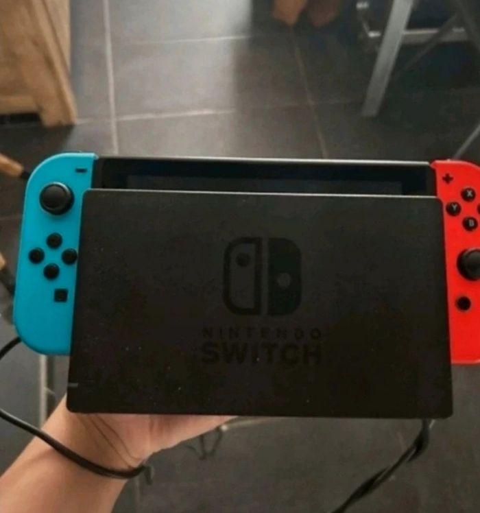 Nintendo switch - photo numéro 2