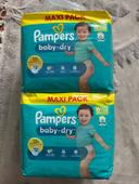 2 paquets de couches Pampers taille 6