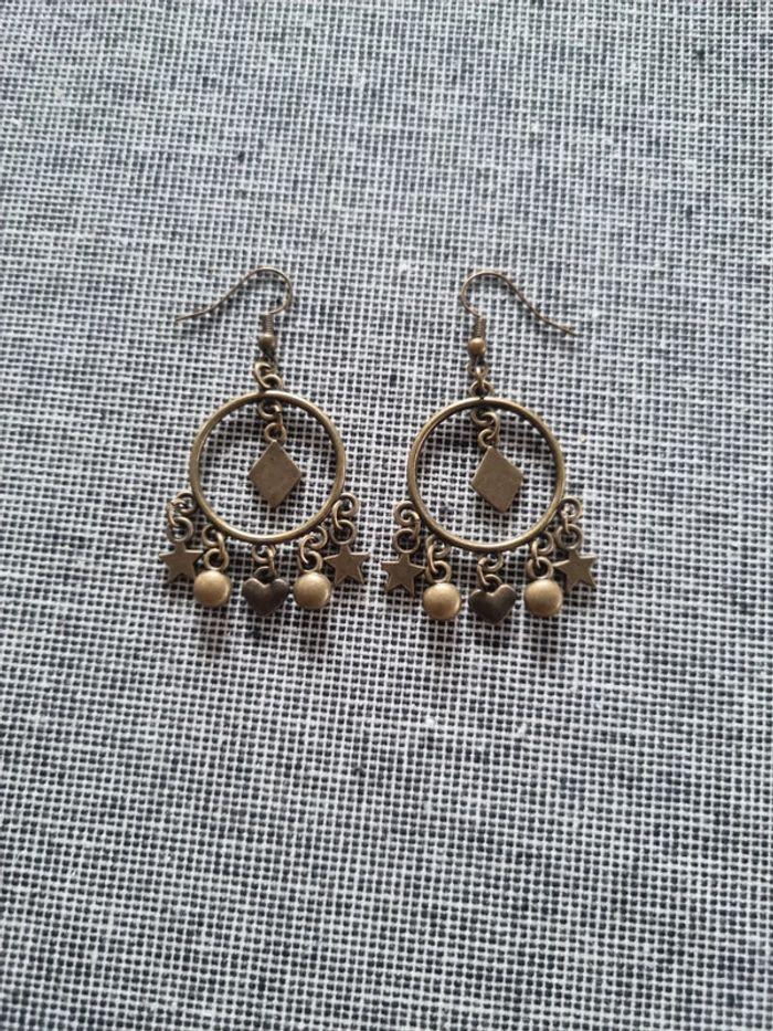 Boucles d'oreilles fantaisies