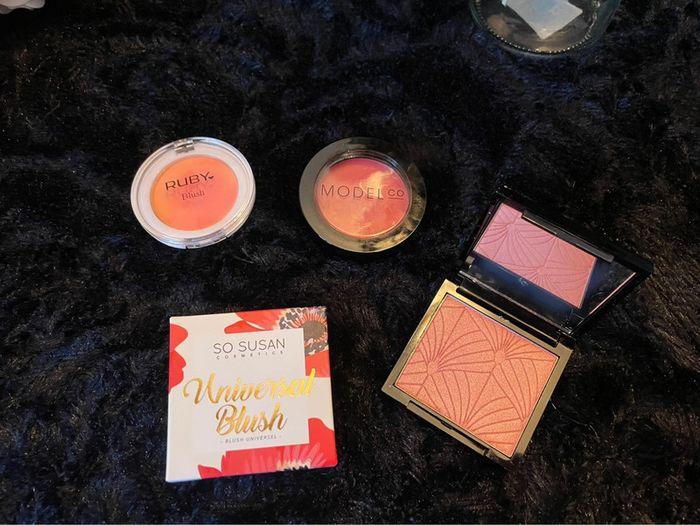 Lot de 2 blush poudre et un crème - photo numéro 2