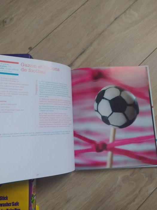 Appareil à cake pops avec livre recettes et support - photo numéro 4