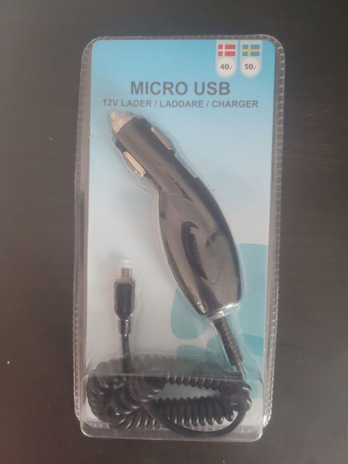 Prise voiture micro usb - photo numéro 1