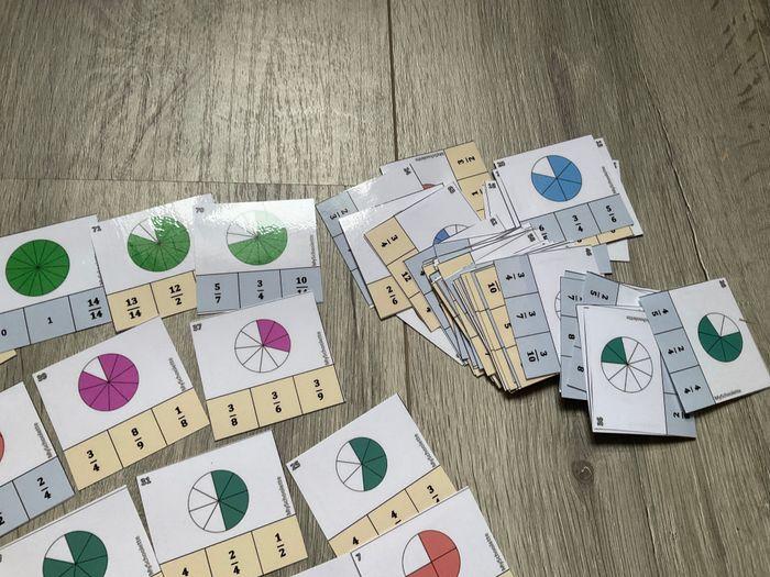 Jeu 1 Les galettes fraction-cartes à pinces - photo numéro 4