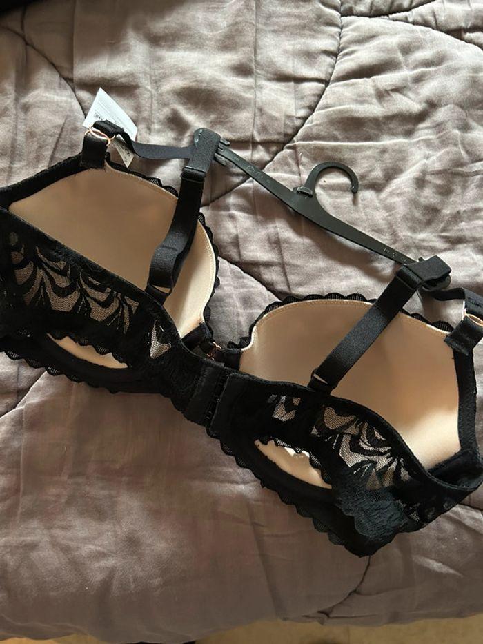 Soutien gorge neuf 95D - photo numéro 3