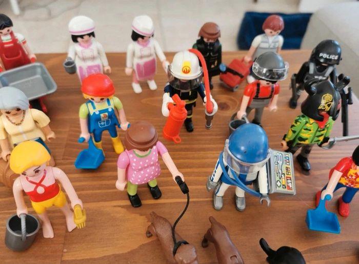 Lot de 216 playmobil geobra jeu de construction personnages animaux accessoires - photo numéro 11