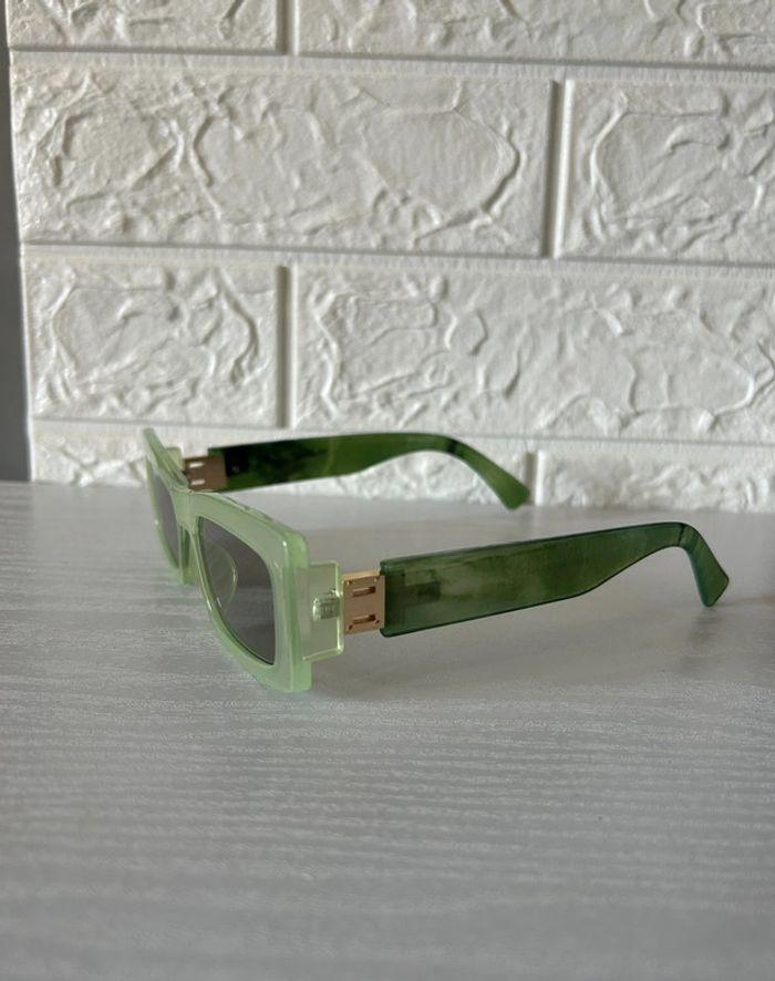 Lunettes vertes vintage - photo numéro 3