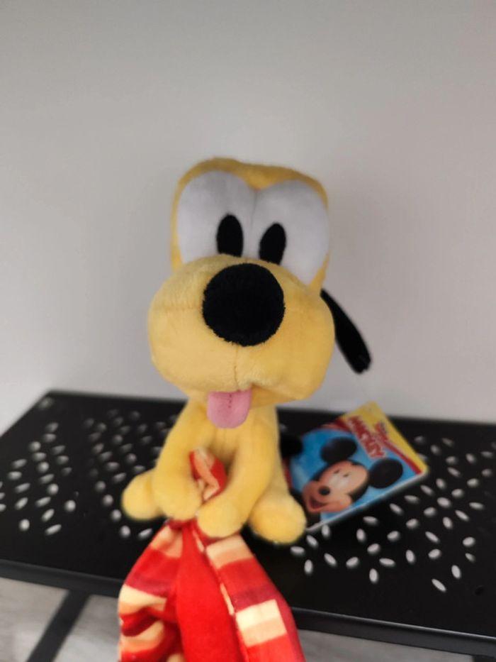 Doudou mouchoir Pluto Mickey mouse - photo numéro 4