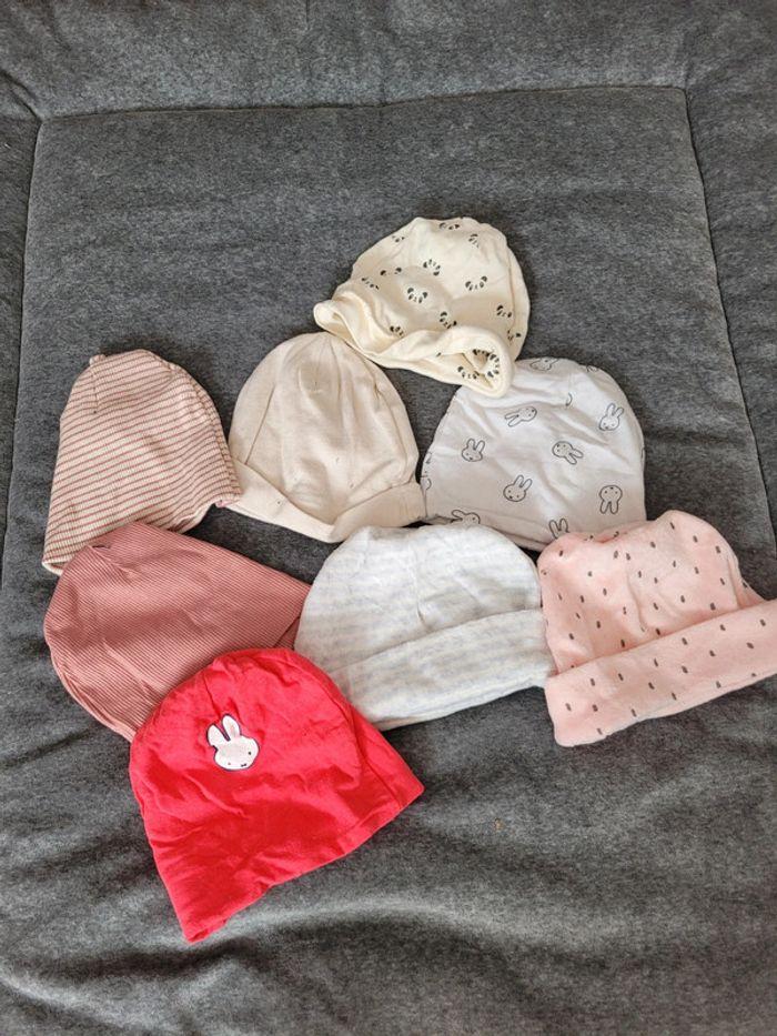 Lot de bonnets