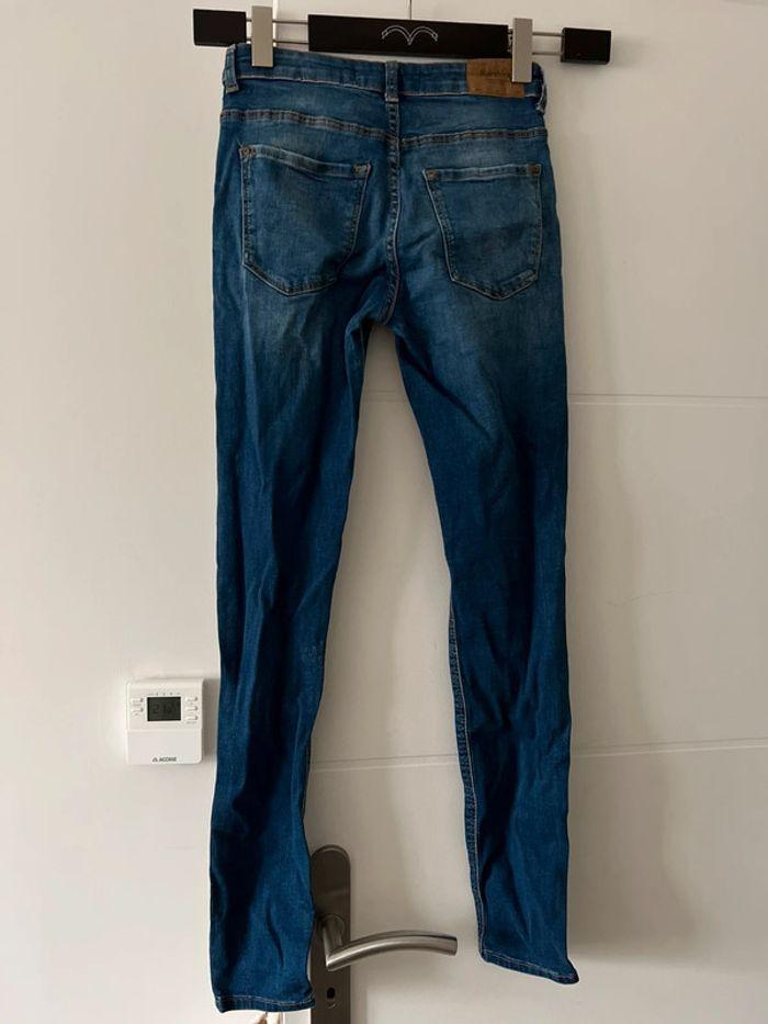 Jean bershka taille 36 - photo numéro 7