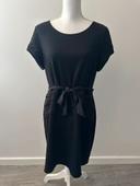 Petite robe noire Joseph Ribkoff T40 L