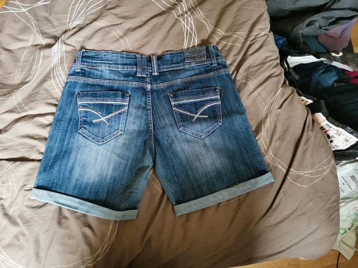 Short en jean taille 42 - photo numéro 2