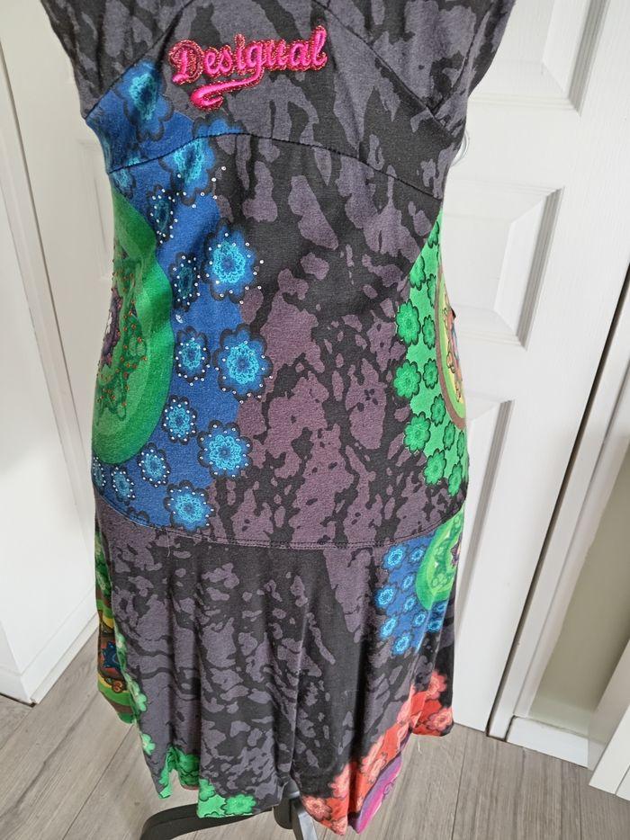 Robe desigual taille S - photo numéro 3