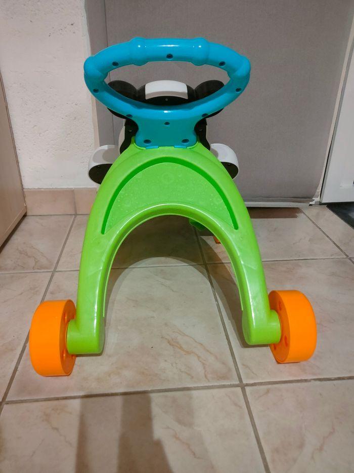 Trotteur bébé aide à la marche Zèbre marque fisher Price - photo numéro 4