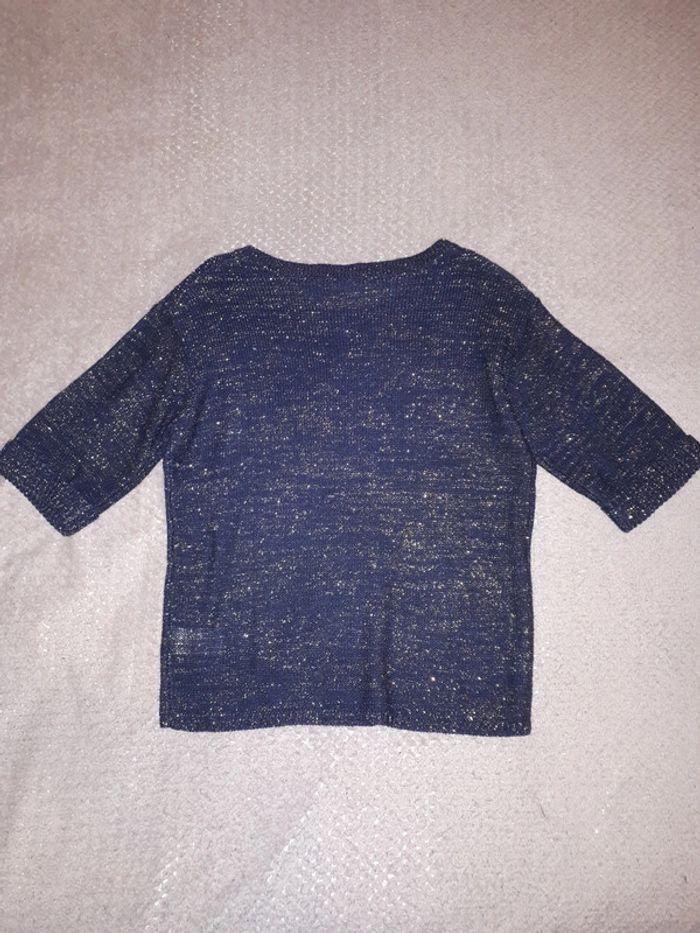 Pull bleu marine et fils dorés taille 2 - photo numéro 1