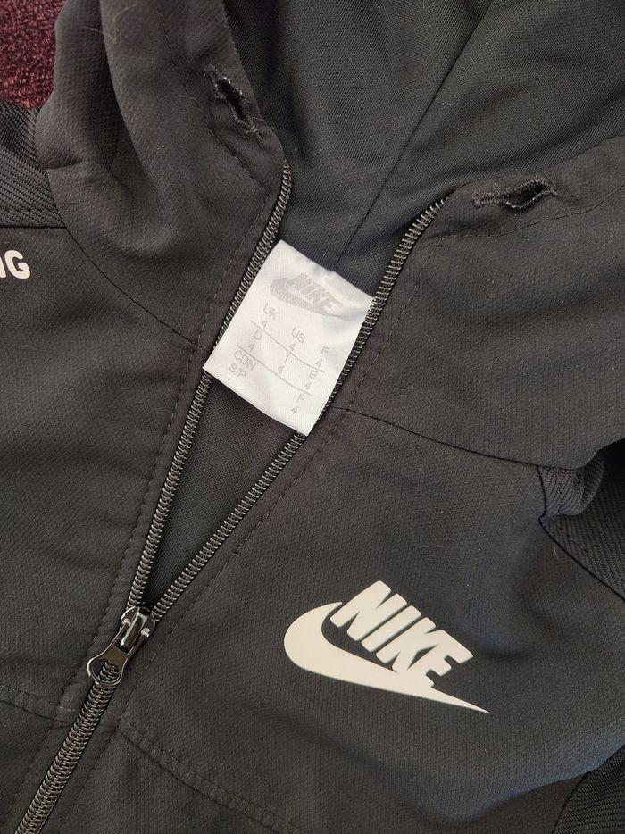 Veste de sport Nike noire 4ans - photo numéro 4