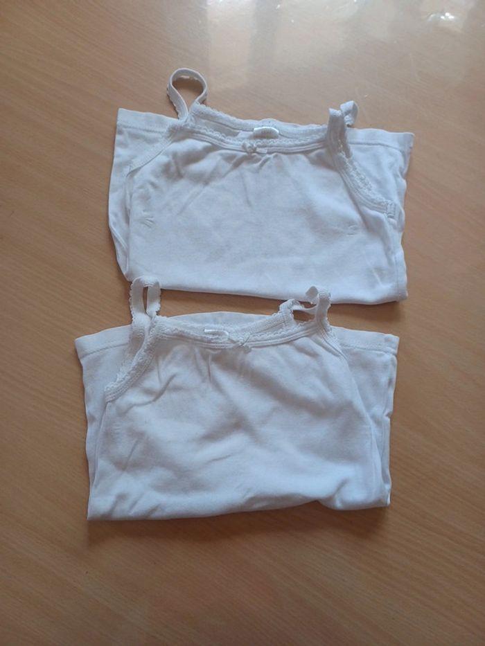 Lot 2 brassières 6 ans