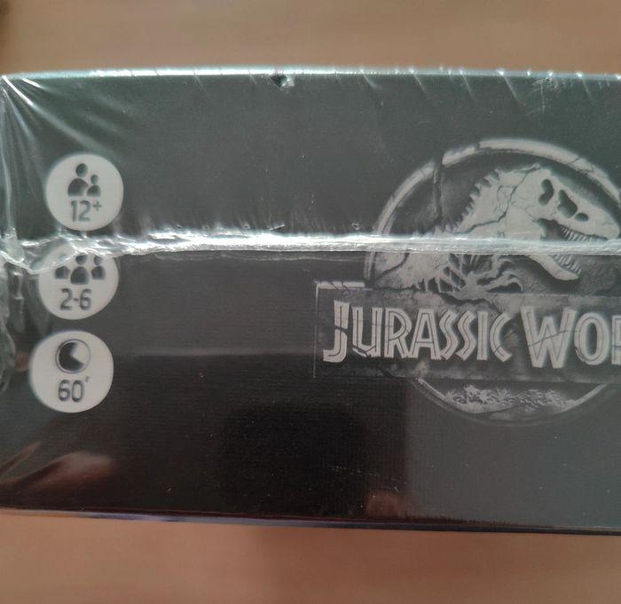 Jeu de société Jurassic World neuf - photo numéro 3