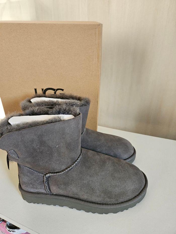 Bottines pointure 38 ugg - photo numéro 1