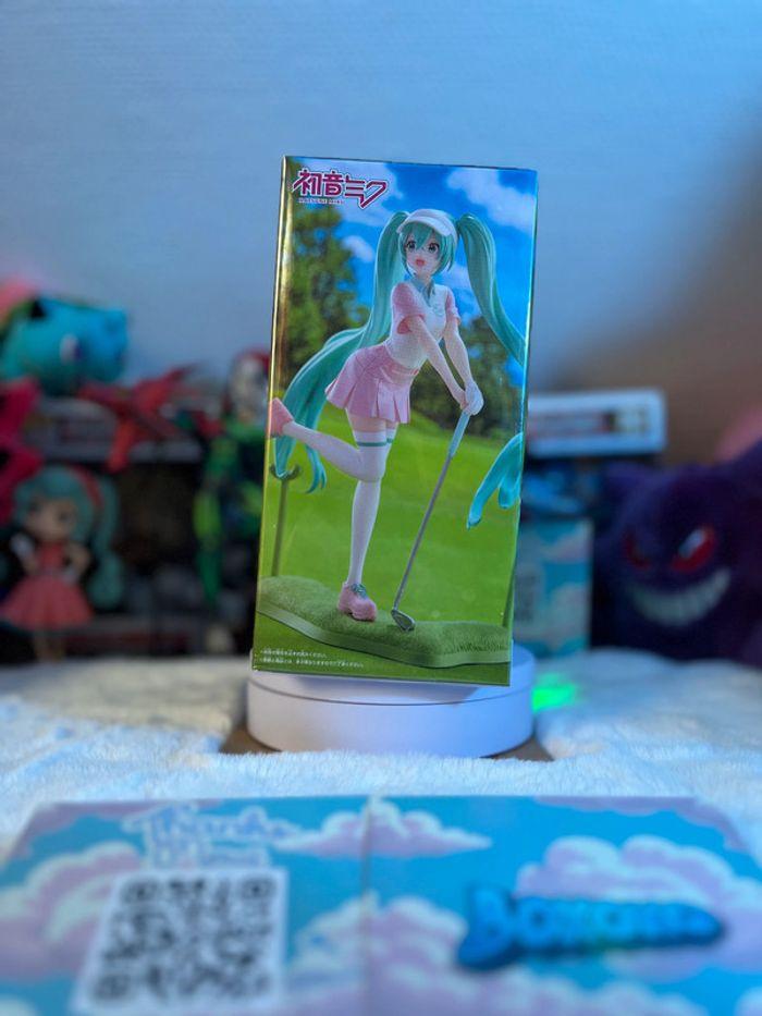 Figurine Hatsune Miku Holiday Memories Golf - photo numéro 2