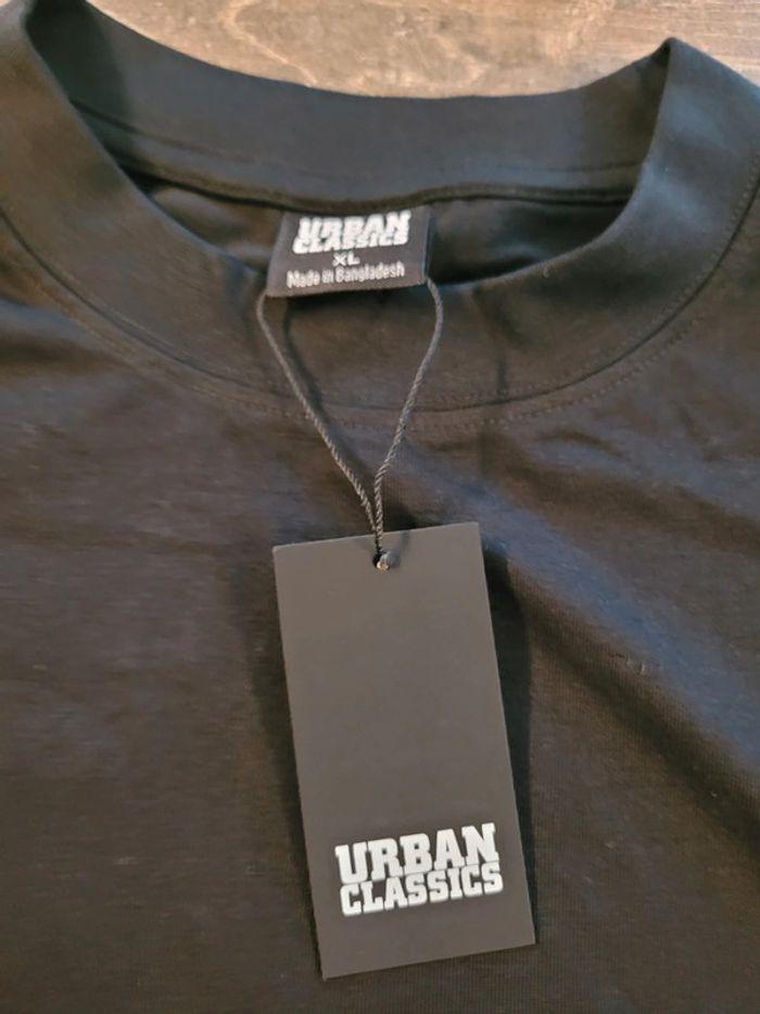 T-shirt urban classics Noir Taille XL neuf avec étiquette - photo numéro 4