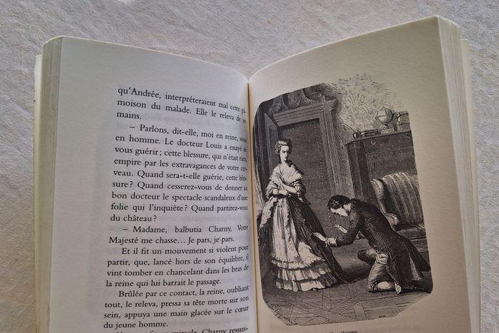 Livre le collier de la reine (Classiques abrégés) d'Alexandre Dumas - photo numéro 3