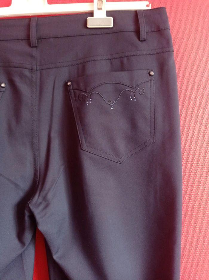 Pantalon femme Noir Taille 42/44. - photo numéro 7