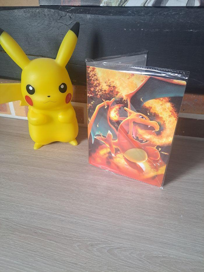 Classeur pokemon neuf dracaufeu 240 cartes - photo numéro 1